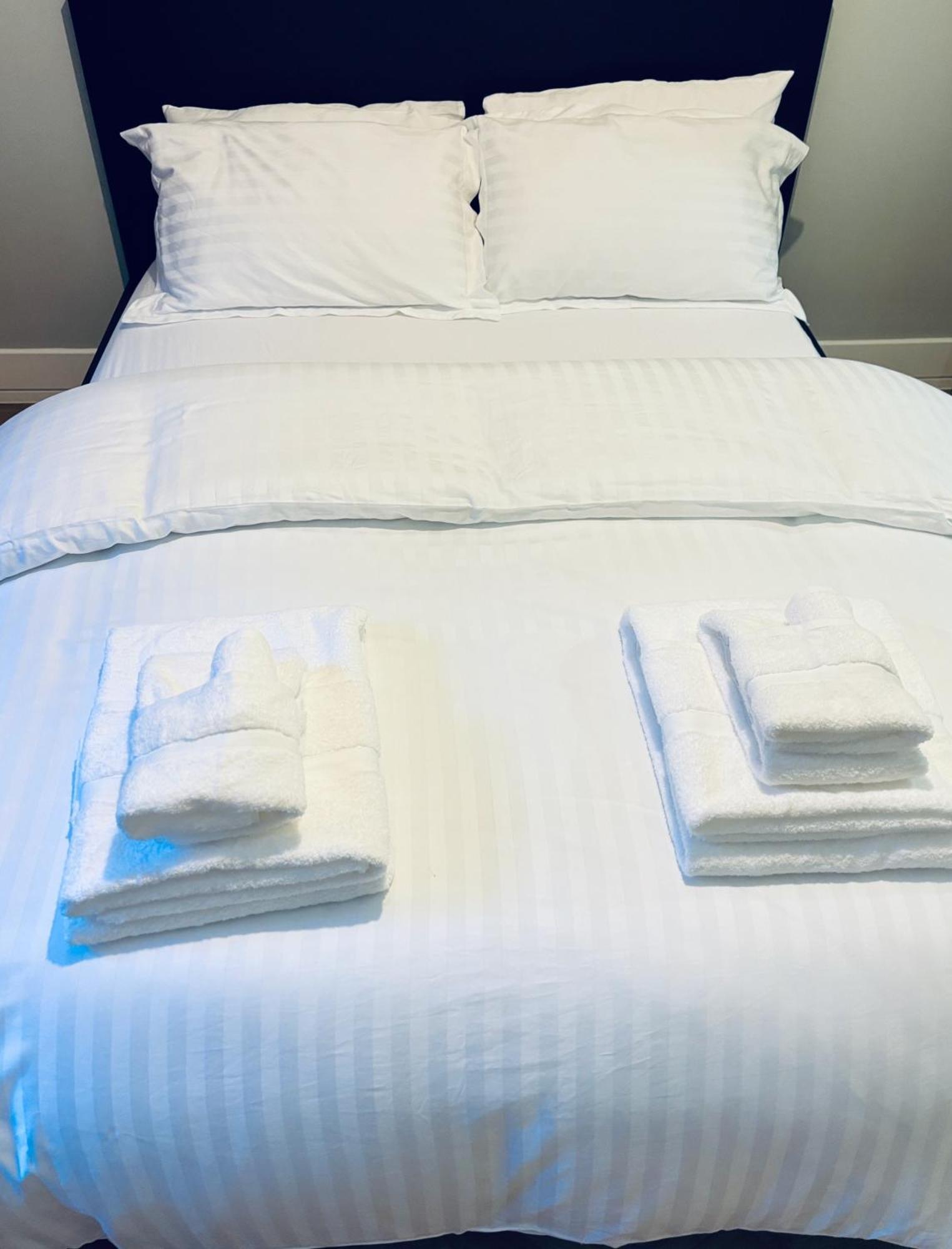 Mh Birmingham - 2 Bed 2 Bath Luxury Apartment - Financial District - Local Bar And Dining Deals Available ภายนอก รูปภาพ